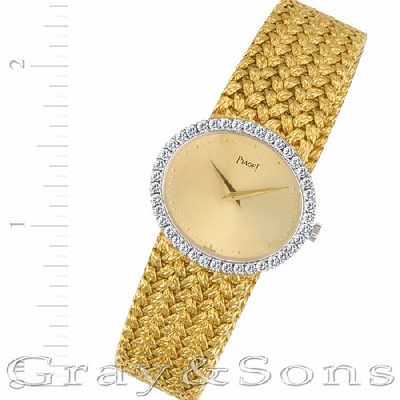 Piaget 9806 D2 Classic Manual Female 18k yellow gold