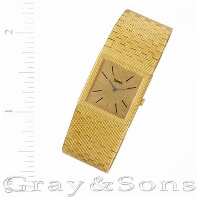 Piaget 9131c4 Classic Manual Male 18k yellow gold