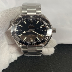 Omega Men Aqua Terra 215.30.40.20.01.001