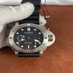 Panerai Men Luminor Submersible PAM1229