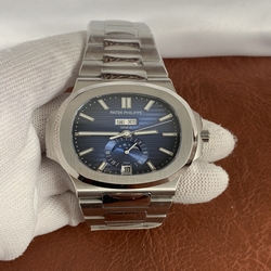 Patek Philippe Men Nautilus Annual Calendar Ref.5726A