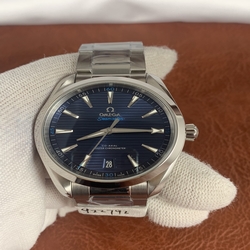 Omega Men 231.10.42.21.06.001