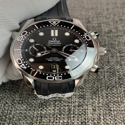 Omega Men Speedmaster 210.30.44.51.01.001