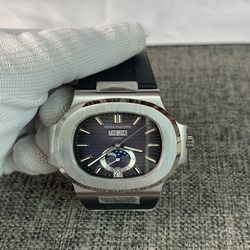 Patek Philippe Men Nautilus Annual Calendar 5726A-001