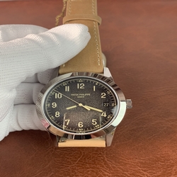 Patek Philippe Men 5226G-001