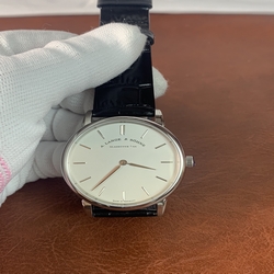 A. Lange & Sohne Mens Saxonia Thin 201.027