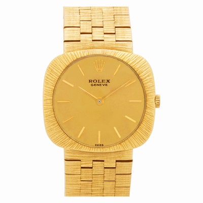 Cartier W62018V1 Roadster Quartz Female 18k yellow gold