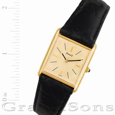 Piaget 9287 Tank Manual Male 18k yellow gold
