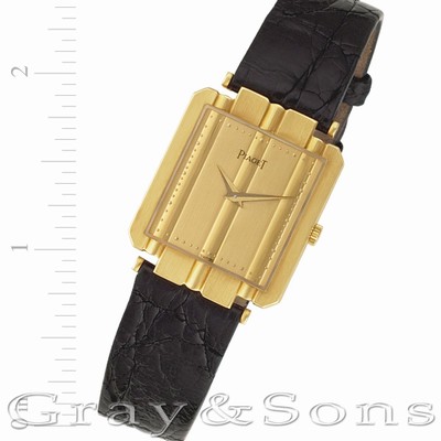 Piaget 8113 Polo Quartz Male 18k yellow gold