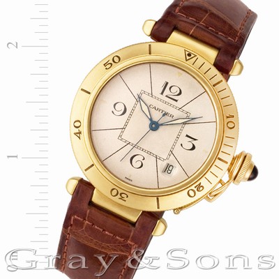 Cartier 1989 Pasha Automatic Male 18k yellow gold