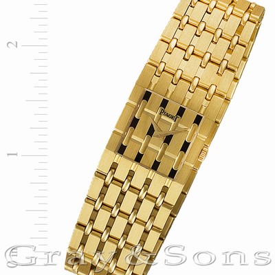 Piaget 8131 K 51  Quartz Male 18k yellow gold