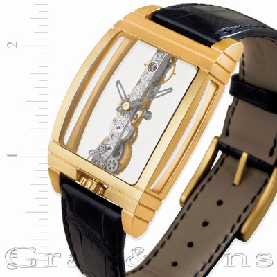 Corum 113.550.56/0001 0000J Golden Bridge Manual Male 18k yellow gold