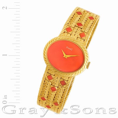 Piaget 6801 e 10 Classic Manual Female 18k yellow gold