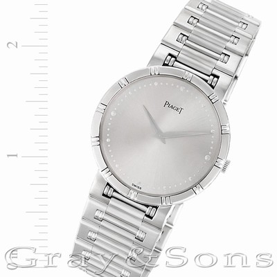 Piaget 84023k81 Dancer Quartz Male 18k White Gold