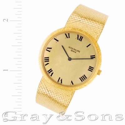 Patek Philippe 3520/12 Calatrava Manual Male 18k yellow gold