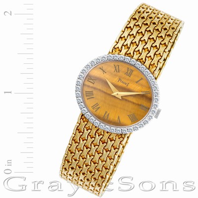 Piaget 9806  Manual Female 18k yellow gold
