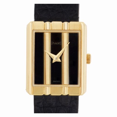 Piaget 8393 Classic Quartz Female 18k yellow gold