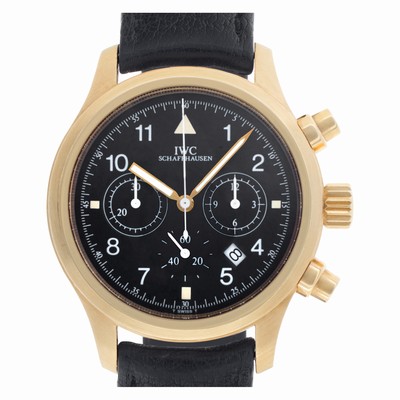 IWC 3741 Pilot Quartz Male 18k yellow gold