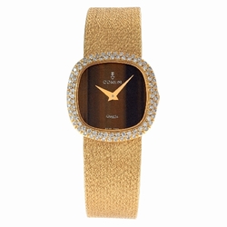Corum 31224B47 Classic Quartz Female 18k yellow gold