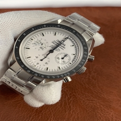 Omega Men Speedmaster Snoopy Award 311.32.42.30.04.003