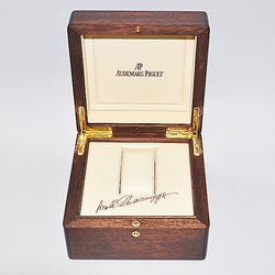 Audemars Piguet 26007BA.OO.D088CR.01 Royal Oak Offshore Automatic Male 18k yellow gold